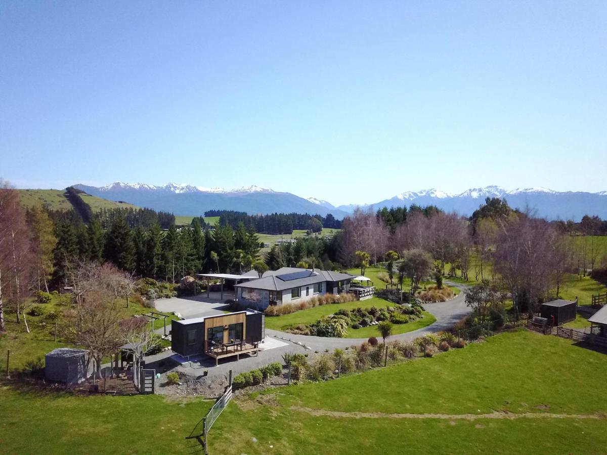 Boutique Tiny House - Te Anau Country Accommodation 외부 사진